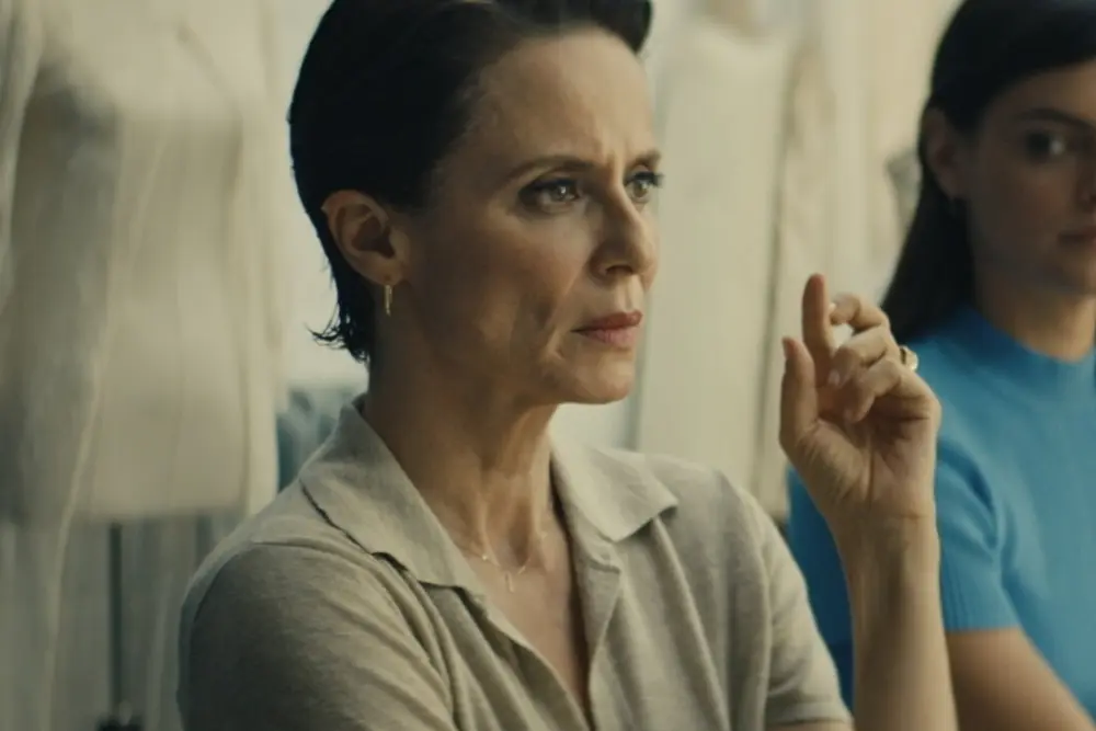 SOUS SA COUPE : 10 leçons de vie à retenir